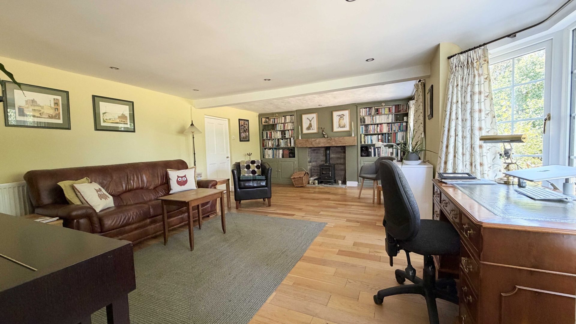 4. Lounge 4