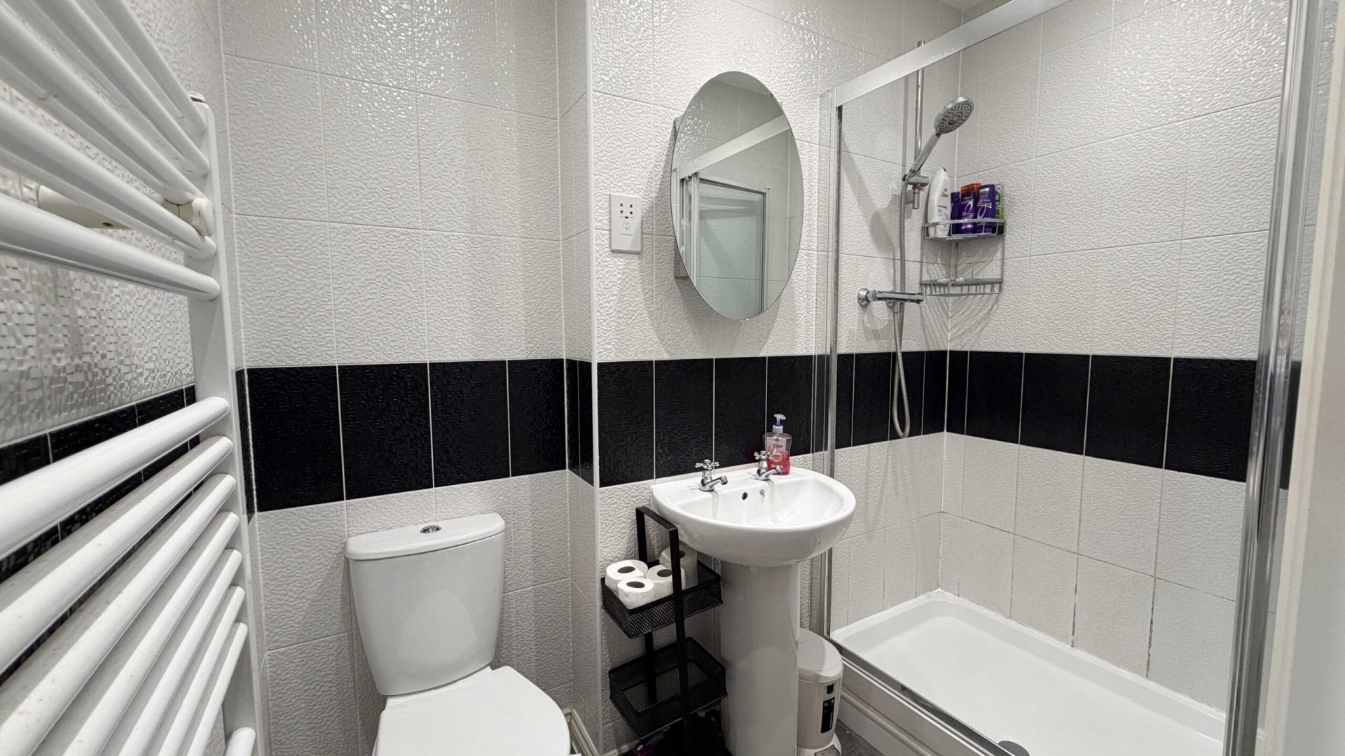 8. Ensuite